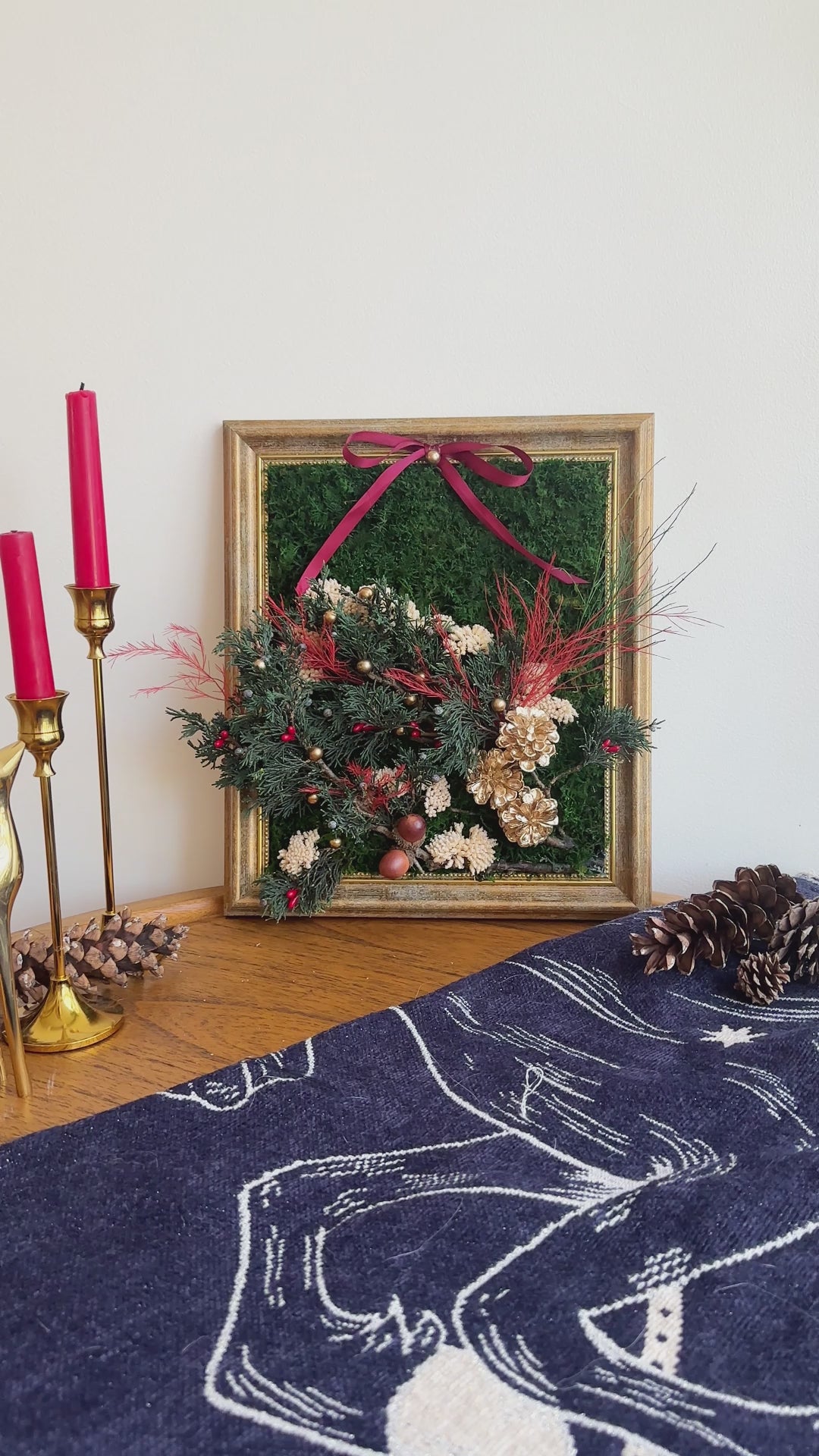 Video presentation of the Antique Gold Framed Christmas Moss Wall Art for your home